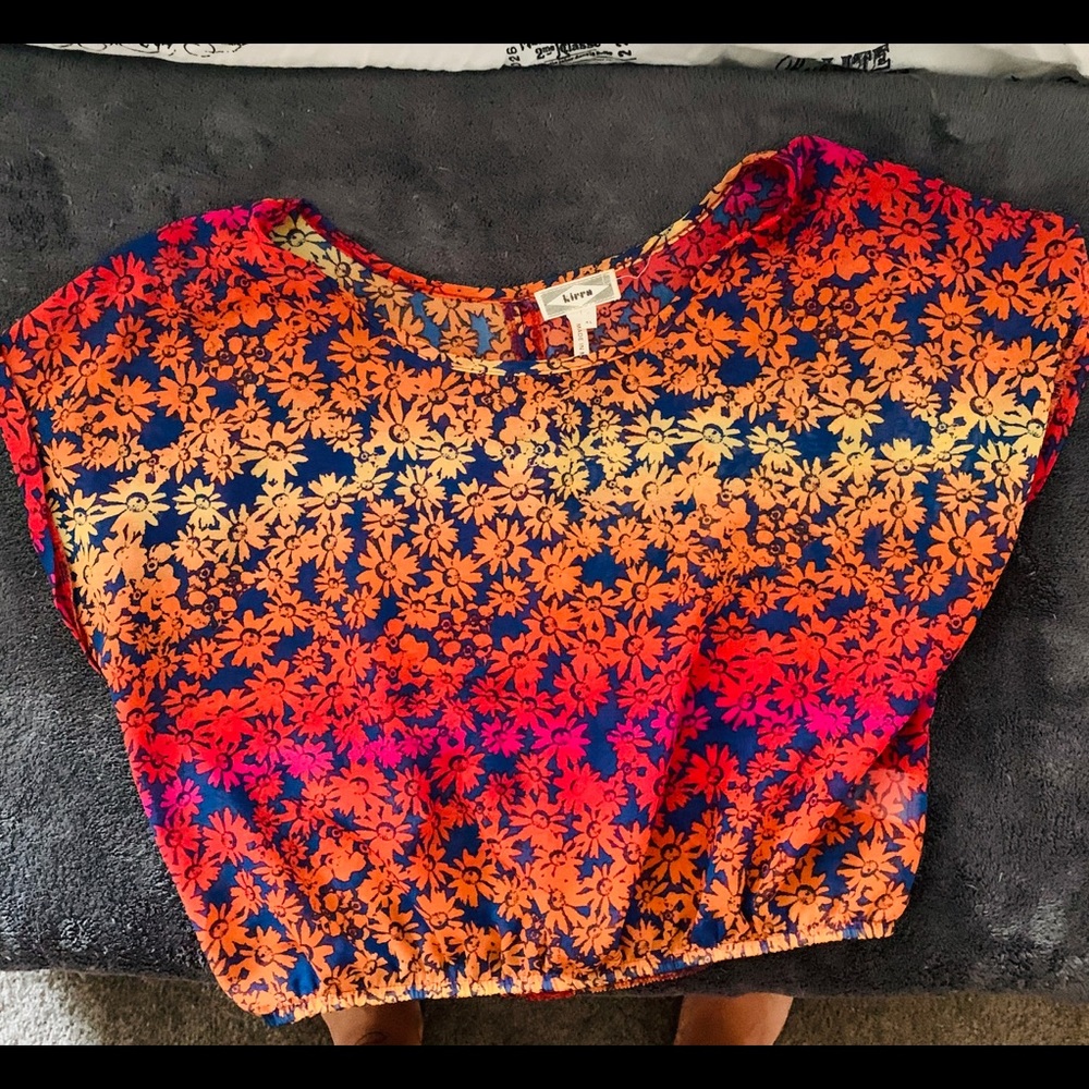 Colorful crop top!